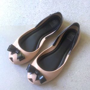 Mel by Melissa size 2 USA - EUR 33